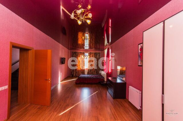 Продажа дома, 365м <sup>2</sup>, 8 сот., Саратов, Саратовская область,  Фрунзенский