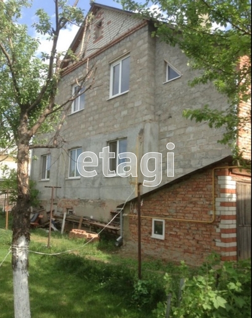 Продажа дома, 290м <sup>2</sup>, 8 сот., Саратов, Саратовская область,  