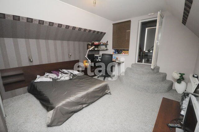 Продажа дома, 300м <sup>2</sup>, 12 сот., Саратов, Саратовская область,  Энгельс