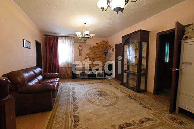 Продажа дома, 450м <sup>2</sup>, 5 сот., Саратов, Саратовская область,  Волжский 