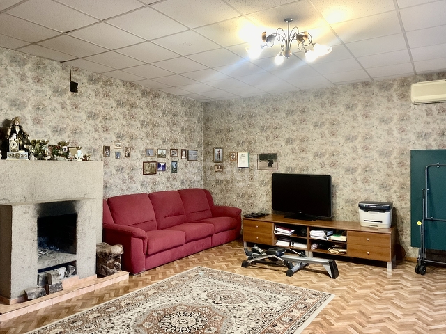 Продажа дома, 320м <sup>2</sup>, 10 сот., Саратов, Саратовская область,  Ленинский