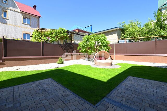 Продажа дома, 300м <sup>2</sup>, 10 сот., Саратов, Саратовская область,  Кировский