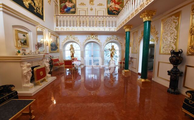 Продажа дома, 527м <sup>2</sup>, 6 сот., Саратов, Саратовская область,  