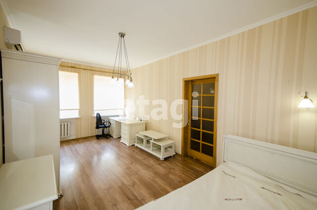 Продажа дома, 580м <sup>2</sup>, 2 сот., Саратов, Саратовская область,  Октябрьский