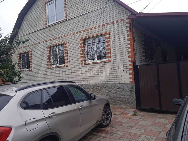 Продажа дома, 280м <sup>2</sup>, 4 сот., Саратов, Саратовская область,  