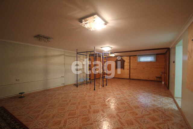 Продажа дома, 767м <sup>2</sup>, 8 сот., Саратов, Саратовская область,  