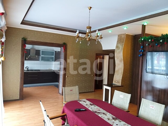 Продажа дома, 324м <sup>2</sup>, 3 сот., Саратов, Саратовская область,  Октябрьский