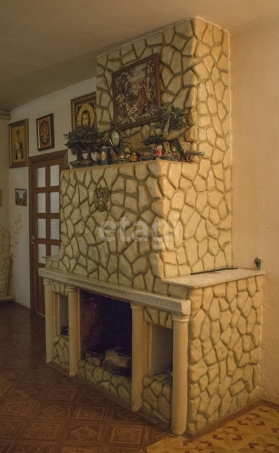 Продажа дома, 211м <sup>2</sup>, 10 сот., Саратов, Саратовская область,  