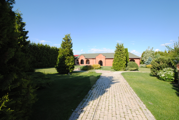 Продажа дома, 800м <sup>2</sup>, 50 сот., Саратов, Саратовская область,  