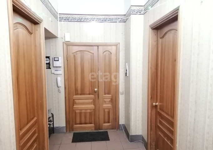Продажа 4-комнатной квартиры, Екатеринбург, Степана Разина,  41