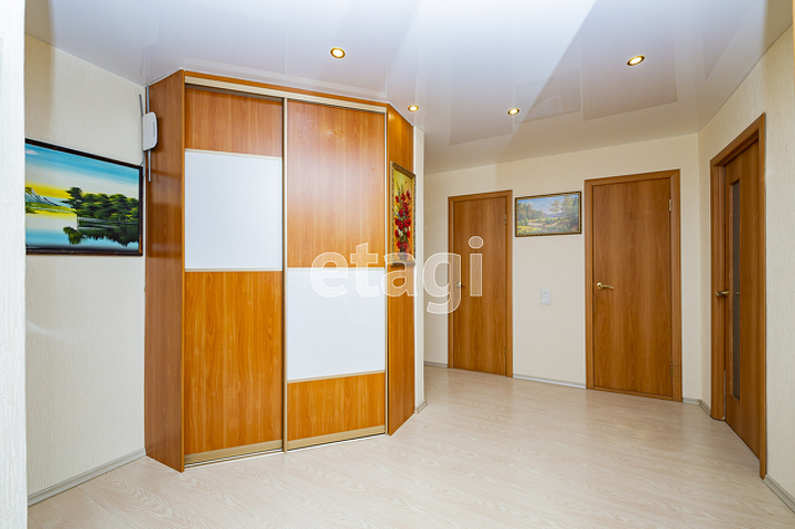 Продажа 3-комнатной квартиры, Екатеринбург, Ляпустина,  15
