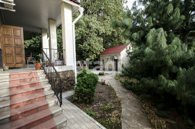 Продажа дома, 370м <sup>2</sup>, 14 сот., Саратов, Саратовская область,  Саратов