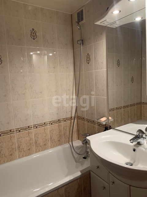 Продажа 3-комнатной квартиры, Саратов, Саратовская область,  Саратов