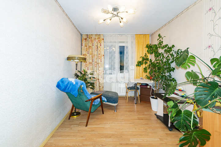 Продажа 4-комнатной квартиры, Екатеринбург, Избирателей,  60