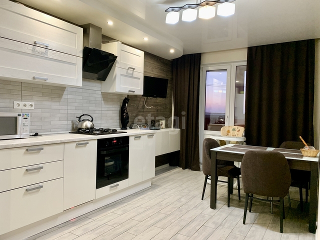 Продажа 3-комнатной квартиры, Саратов, Саратовская область,  Саратов