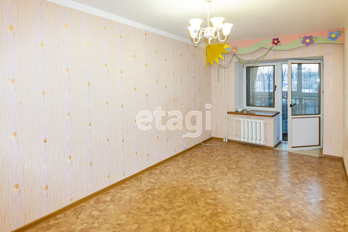 Продажа 4-комнатной квартиры, Екатеринбург, Расточная,  24