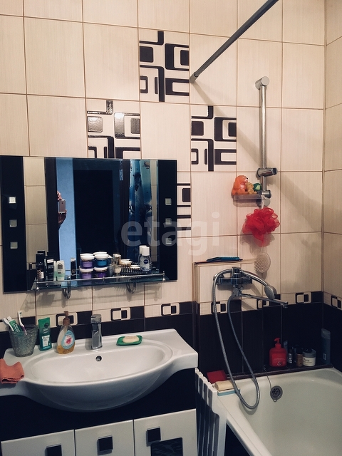 Продажа 3-комнатной квартиры, Саратов, Саратовская область,  Саратов