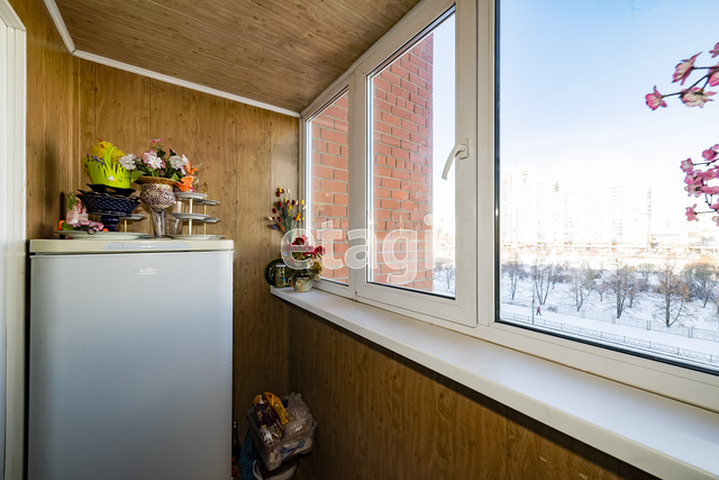 Продажа 4-комнатной квартиры, Екатеринбург, Академика Шварца,  6 к 1