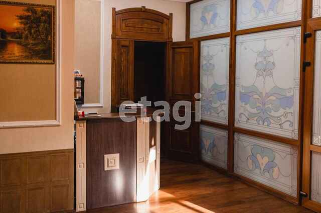 Продажа коммерческой недвижимости, 266м <sup>2</sup>, Саратов, Саратовская область,  Саратов