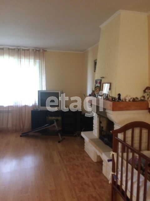 Продажа дома, 450м <sup>2</sup>, 20 сот., Саратов, Саратовская область,  Саратов