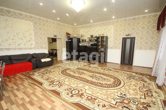 Продажа дома, 274м <sup>2</sup>, 6 сот., Саратов, Саратовская область,  