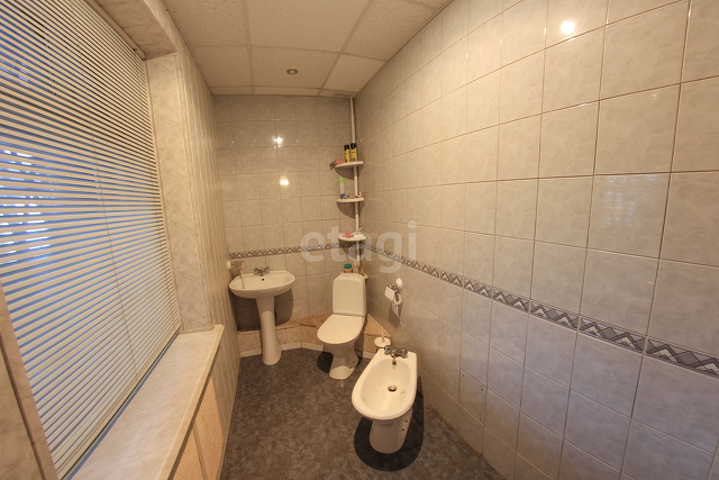 Продажа дома, 405м <sup>2</sup>, 10 сот., Саратов, Саратовская область,  Кировский