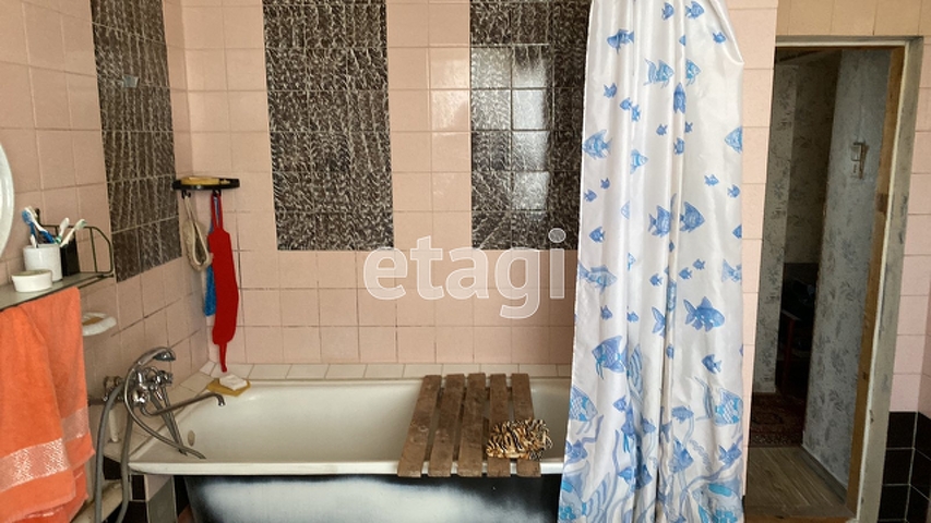 Продажа дома, 290м <sup>2</sup>, 8 сот., Саратов, Саратовская область,  