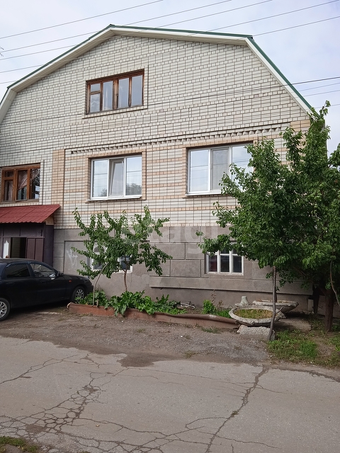 Продажа дома, 302м <sup>2</sup>, 4 сот., Саратов, Саратовская область,  