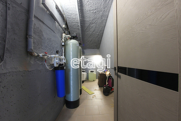 Продажа дома, 370м <sup>2</sup>, 14 сот., Саратов, Саратовская область,  Саратов