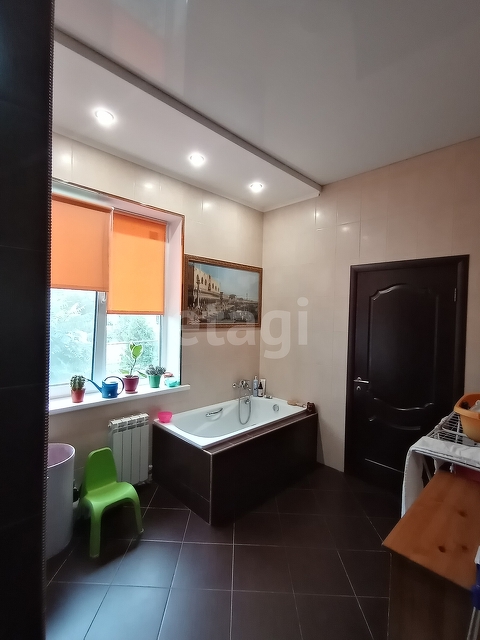 Продажа дома, 340м <sup>2</sup>, 15 сот., Саратов, Саратовская область,  