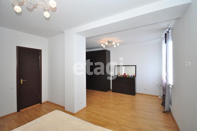 Продажа дома, 310м <sup>2</sup>, 9 сот., Саратов, Саратовская область,  