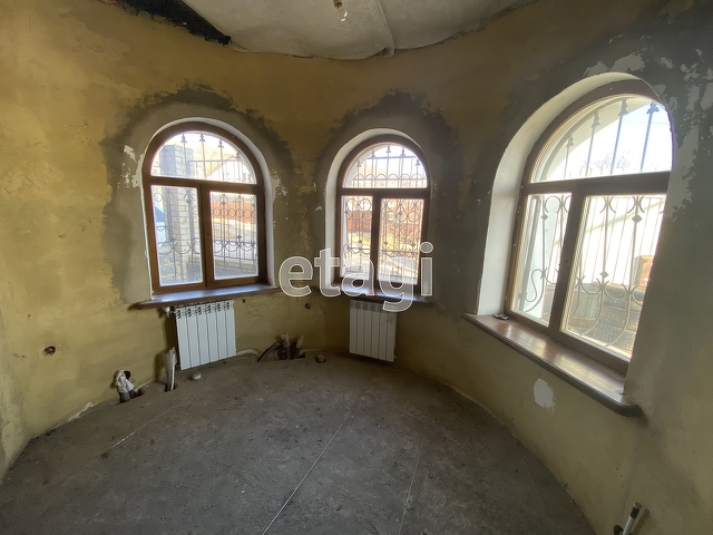 Продажа дома, 380м <sup>2</sup>, 8 сот., Саратов, Саратовская область,  Октябрьский