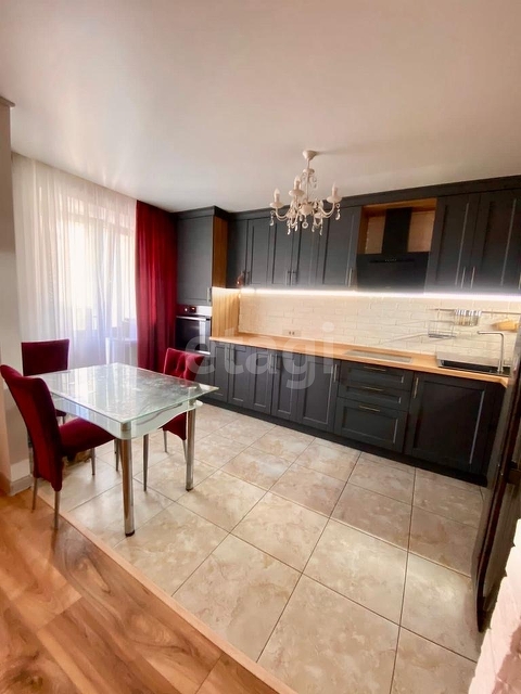 Продажа 3-комнатной квартиры, Саратов, Саратовская область,  Саратов