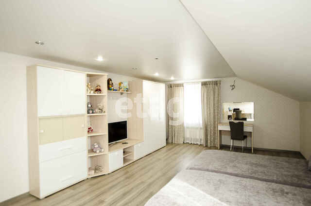 Продажа дома, 291м <sup>2</sup>, 2 сот., Саратов, Саратовская область,  Волжский 