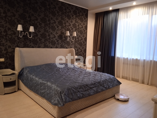 Продажа дома, 264м <sup>2</sup>, 8 сот., Саратов, Саратовская область,  Энгельс