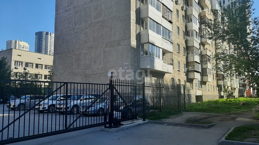 Продажа 2-комнатной квартиры, Екатеринбург, Красных борцов,  6