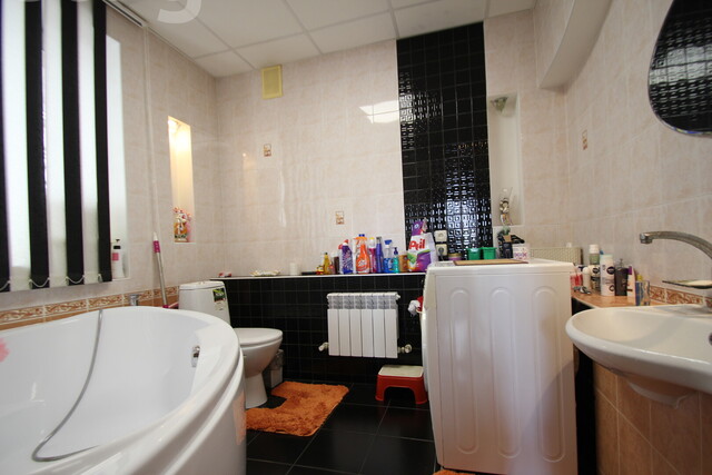 Продажа дома, 230м <sup>2</sup>, 3 сот., Саратов, Саратовская область,  