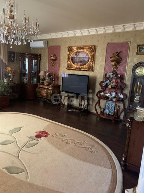 Продажа дома, 250м <sup>2</sup>, 5 сот., Саратов, Саратовская область,  