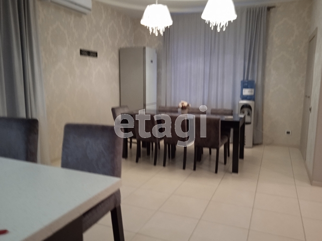 Продажа дома, 264м <sup>2</sup>, 8 сот., Саратов, Саратовская область,  Энгельс