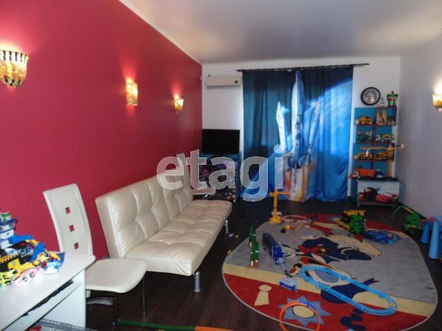 Продажа дома, 300м <sup>2</sup>, 4 сот., Саратов, Саратовская область,  Кировский