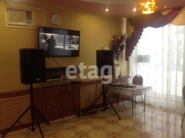 Продажа коммерческой недвижимости, 200м <sup>2</sup>, Саратов, Саратовская область,  Саратов