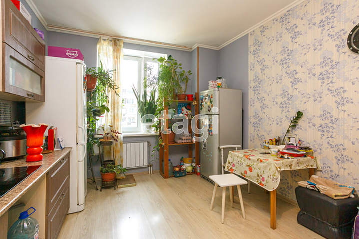 Продажа 2-комнатной квартиры, Екатеринбург, Юмашева,  18