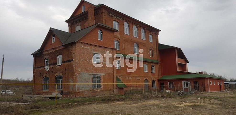 Продажа дома, 1370м <sup>2</sup>, 320 сот., Саратов, Саратовская область,  Саратов