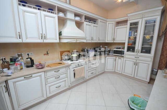 Продажа дома, 413м <sup>2</sup>, 8 сот., Саратов, Саратовская область,  