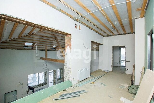 Продажа дома, 350м <sup>2</sup>, 10 сот., Саратов, Саратовская область,  Энгельс