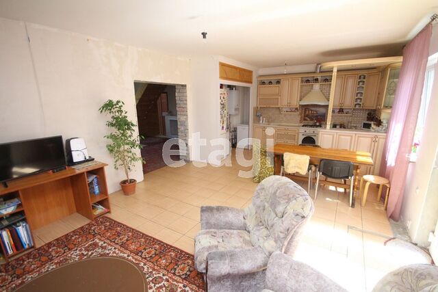 Продажа дома, 193м <sup>2</sup>, 6 сот., Саратов, Саратовская область,  