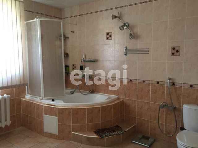 Продажа дома, 295м <sup>2</sup>, 8 сот., Саратов, Саратовская область,  Саратов