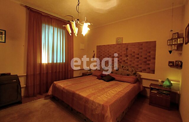 Продажа дома, 450м <sup>2</sup>, 5 сот., Саратов, Саратовская область,  Волжский 