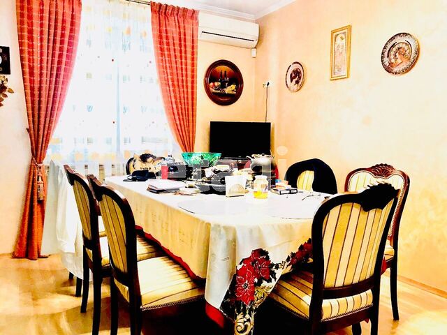 Продажа дома, 438м <sup>2</sup>, 6 сот., Саратов, Саратовская область,  Кировский