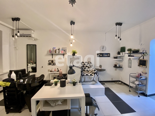 Продажа коммерческой недвижимости, 64м <sup>2</sup>, Саратов, Саратовская область,  Саратов